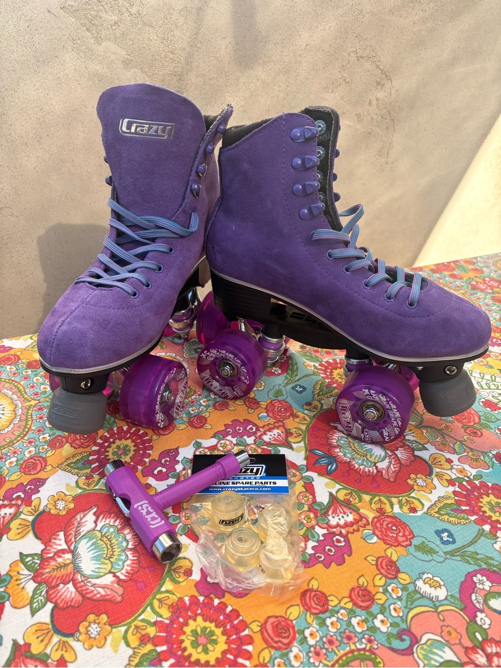 Crazy Skates Evoke quad skate purple suede